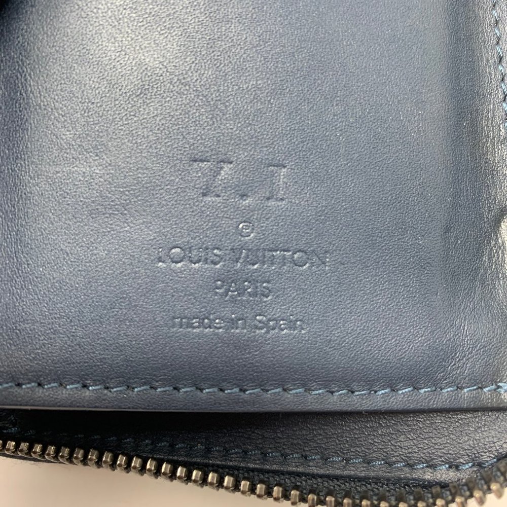 Louis Vuitton Zippy Wallet - Picture 9 of 12